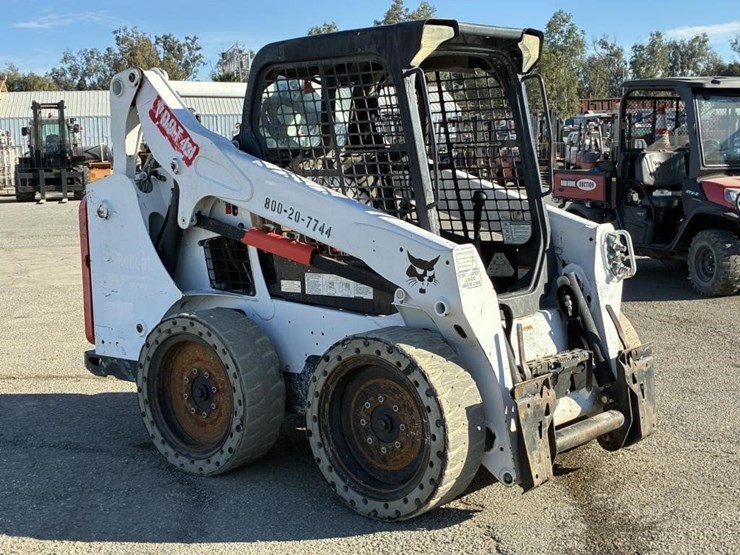 2018-bobcat-s570-image-2