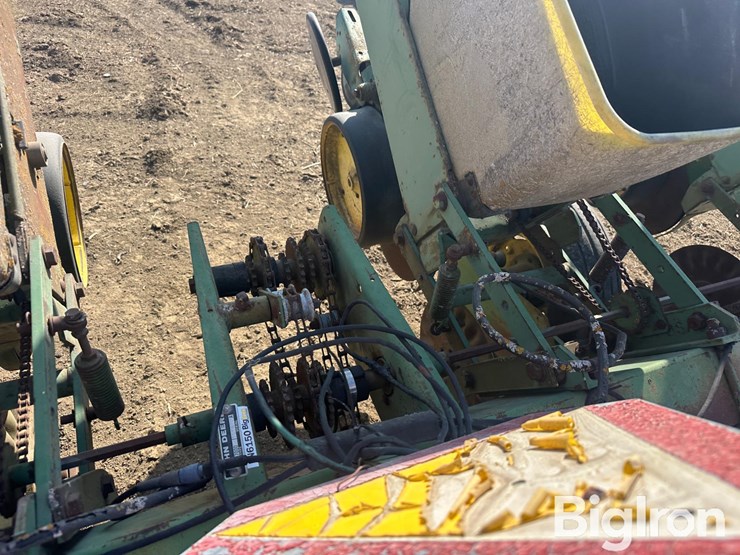 john-deere-7000-image-12