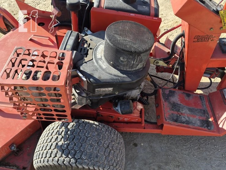 simplicity-tw20-3-wheeled-zero-turn-mower-9678-image-10