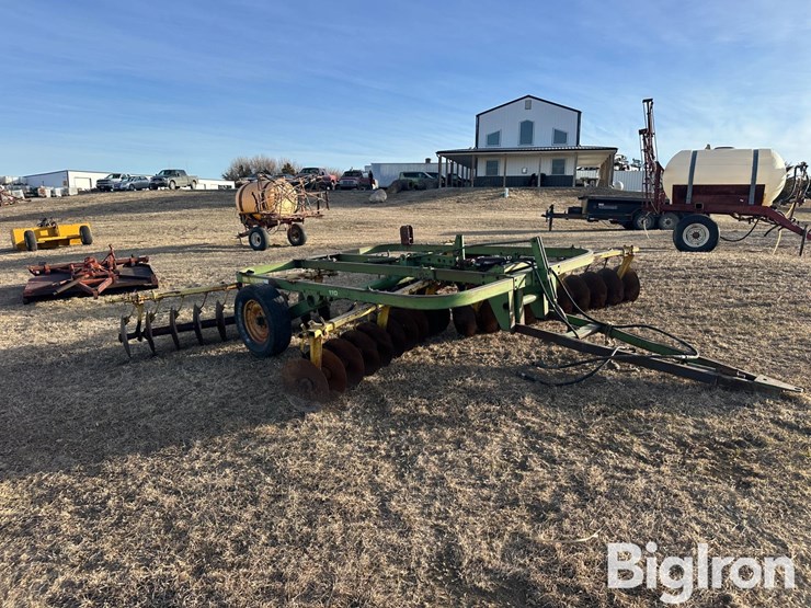 john-deere-110-image-4