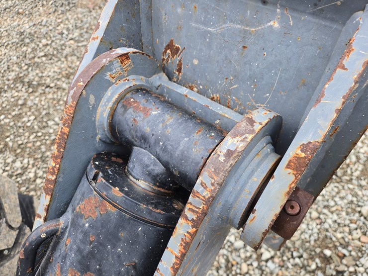 skyjack-sj1056ths-image-23