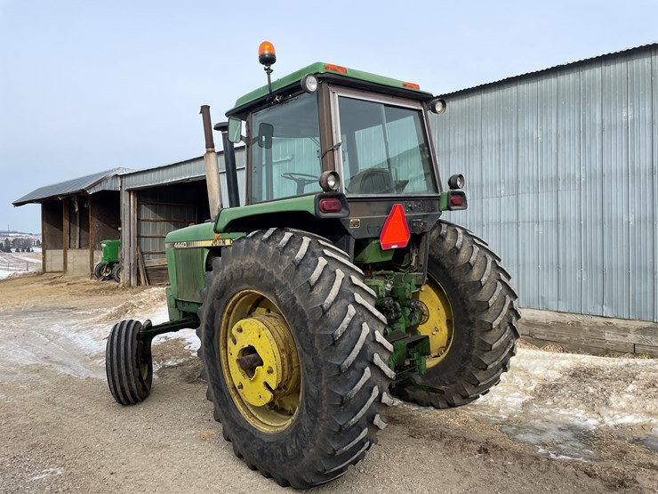 john-deere-4440-image-7
