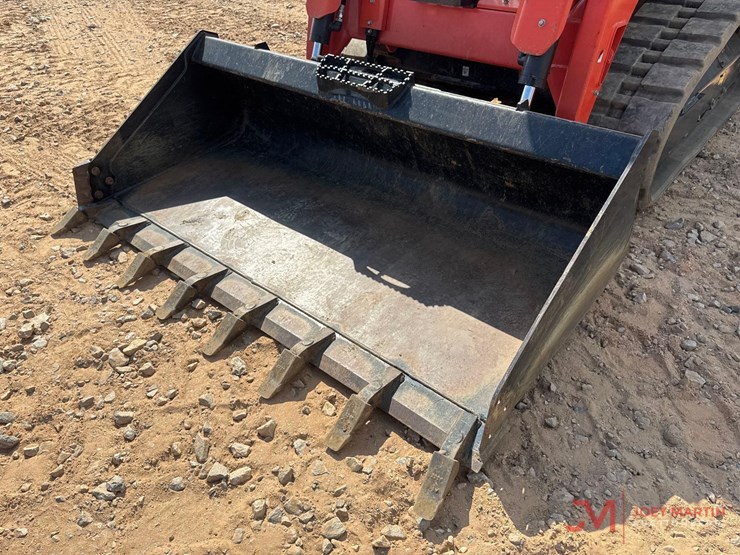 2023-kubota-svl75-2-image-9