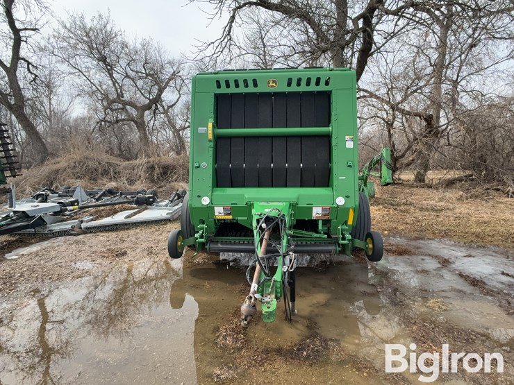 2019-john-deere-560r-image-2