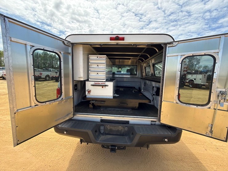 2017-ford-f250-xl-image-6