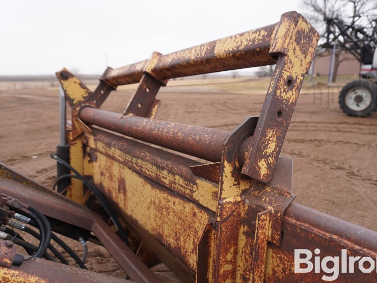 1976-international-1086-image-15