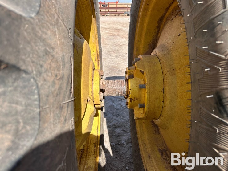 1992-john-deere-4960-image-10