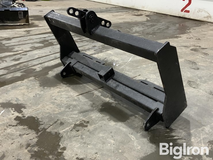 2025-massey-ferguson-730-image-5