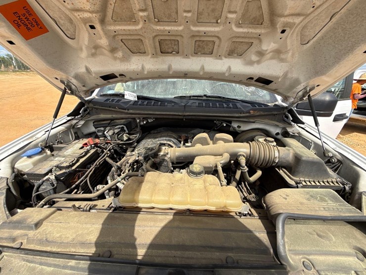 2019-ford-f150-xl-image-13