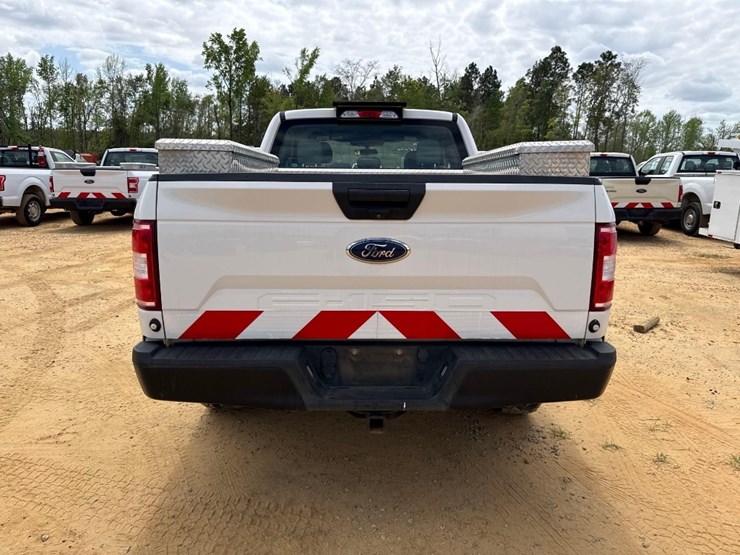 2019-ford-f150-xl-image-5