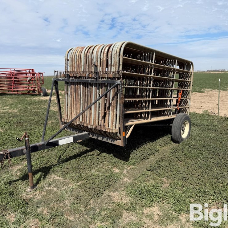 Livestock Panels & Trailer