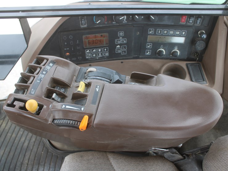 john-deere-8120-image-23