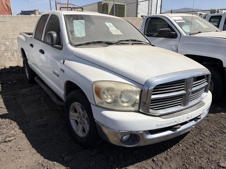 2008-dodge-ram-1500-image-2