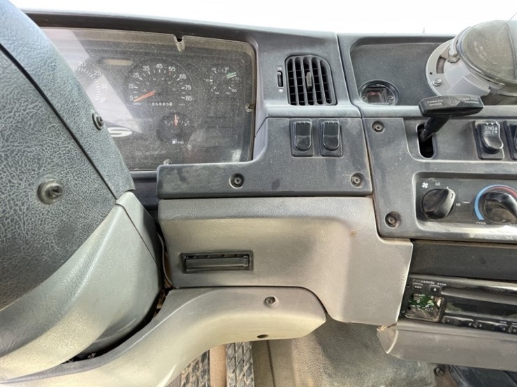 sterling-t/a-water-truck-image-27