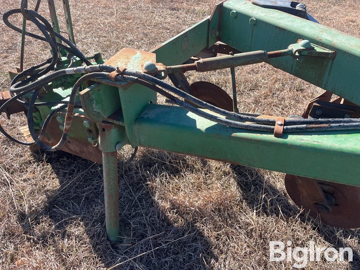 john-deere-2600-image-10