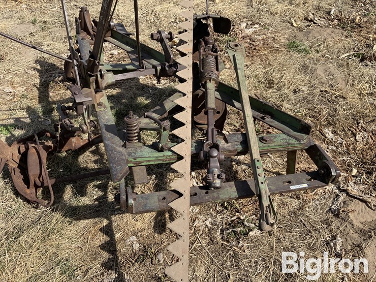 john-deere-7-image-10