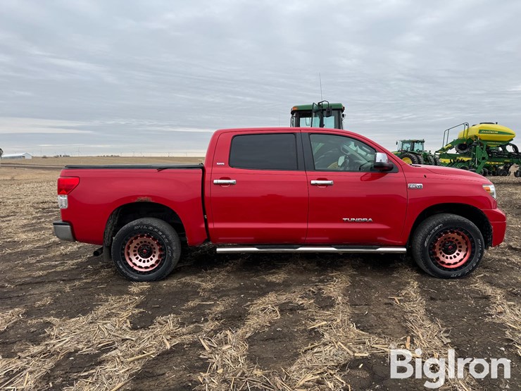 2010-toyota-tundra-image-4