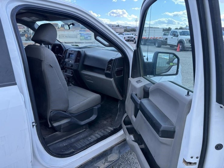 2018-ford-f150-xl-image-9