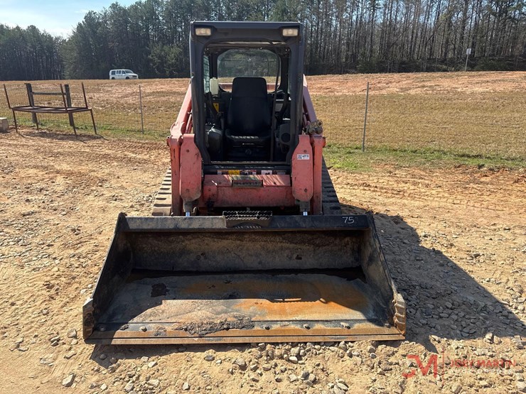 kubota-svl75-2-image-9