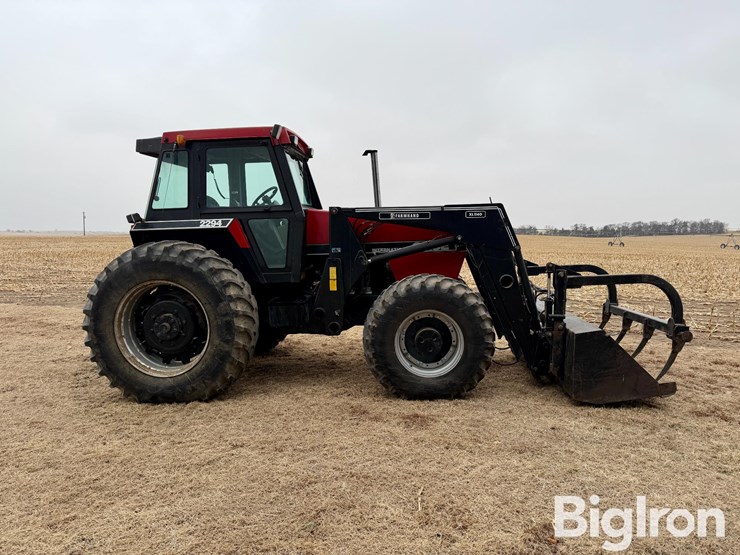 1986-case-2294-mfwd-tractor-w/farmhand-xl1140-grapple-loader-image-4
