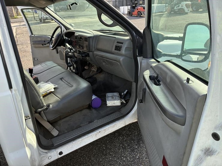 2002-ford-f350-image-9