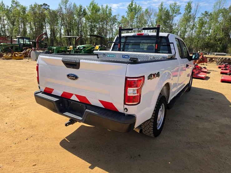 2019-ford-f150-xl-image-3