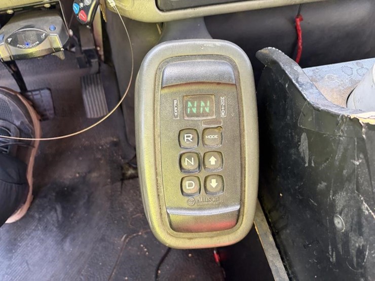 2012-international-workstar-7400-image-19