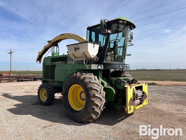 1995-john-deere-6810-image-3