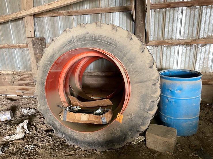 #2392-•-tractor-duals-image-1