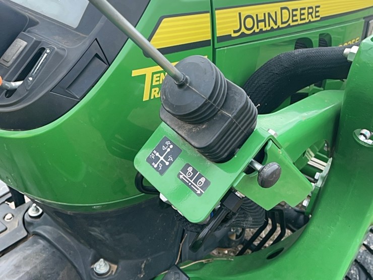 john-deere-3025e-image-8