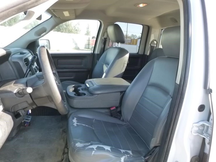 2014-dodge-1500-image-10