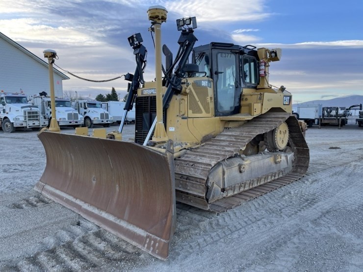 caterpillar-d6t-lgp-image-1