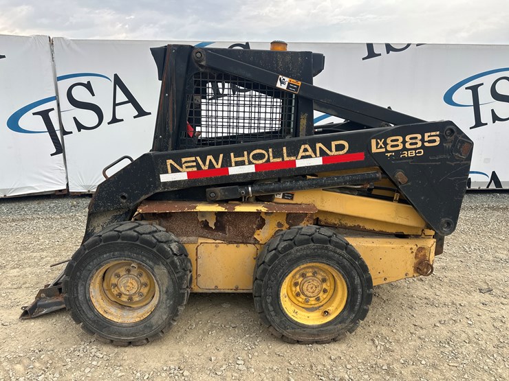 new-holland-lx885-image-2
