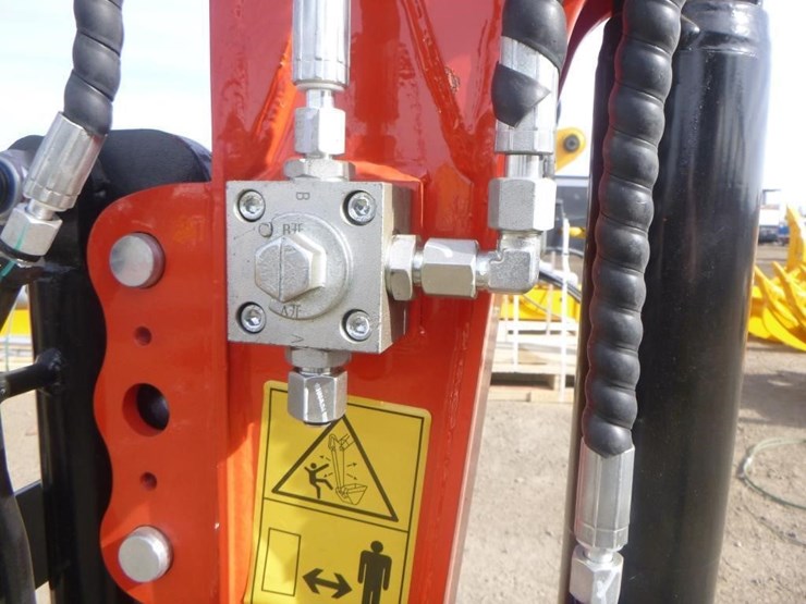 2025-tpm-20khydraulic-excavator-image-13