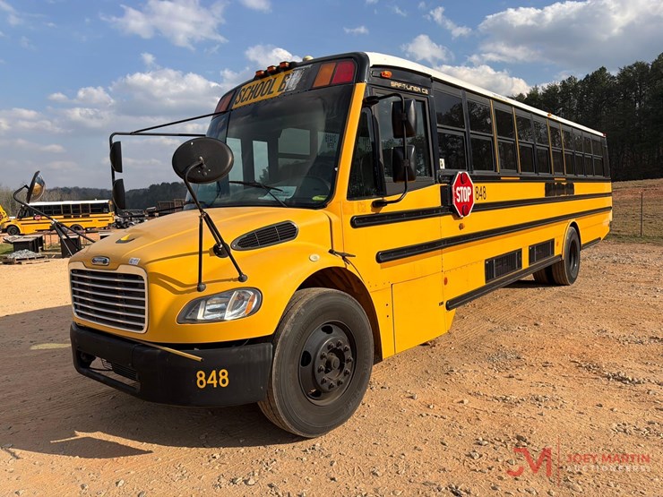 2008-thomas-saf-t-liner-c2-image-4