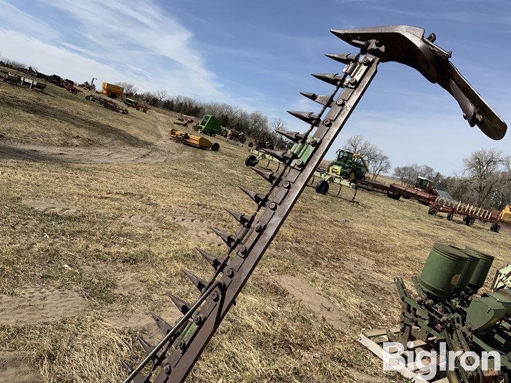 john-deere-7-image-16