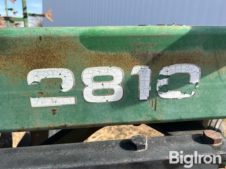 john-deere-2810-image-20