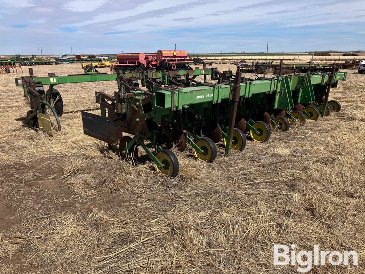 john-deere-885-image-3