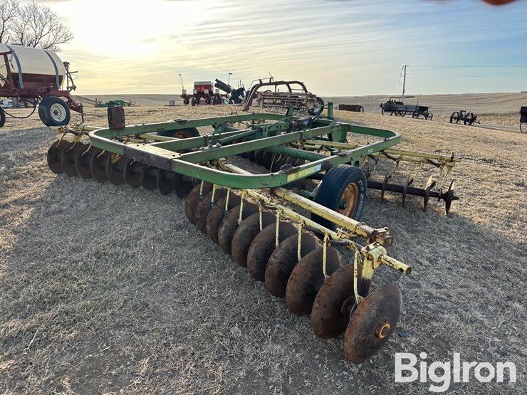 john-deere-110-image-6