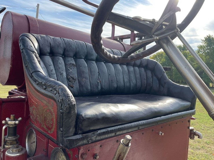 1917-american-la-france-firetruck-image-61