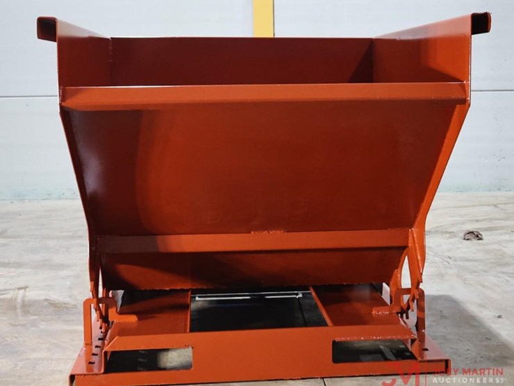 2.0-cu.-yd.-self-dumping-hopper-w/-fork-pockets-image-2