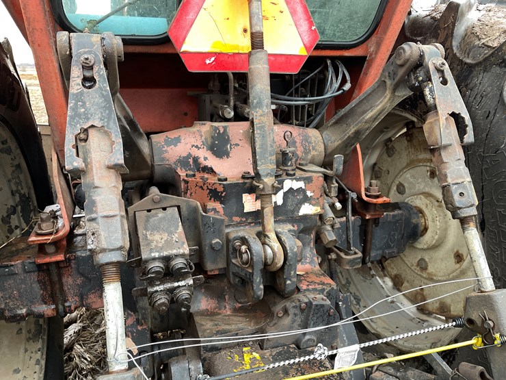 allis-chalmers-7045-image-18