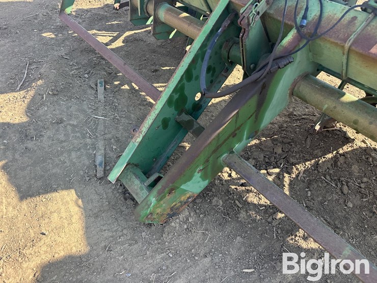 john-deere-7000-image-9