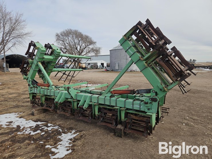 besler-71030-image-1