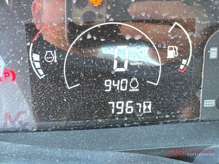 2019-john-deere-xuv-835m-utv-image-22