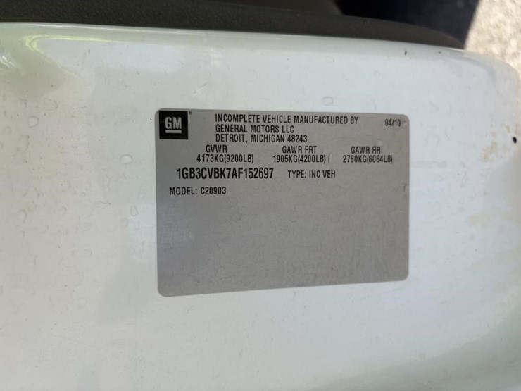 2010-chevrolet-silverado-2500-image-16