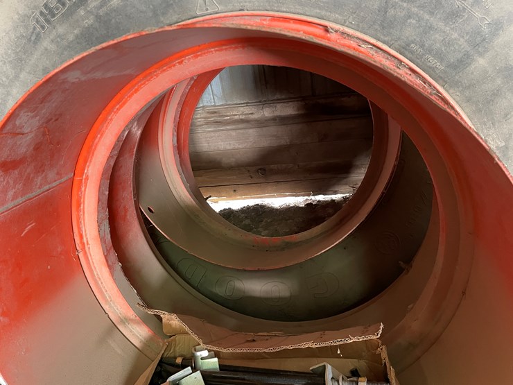 #2392-•-tractor-duals-image-9