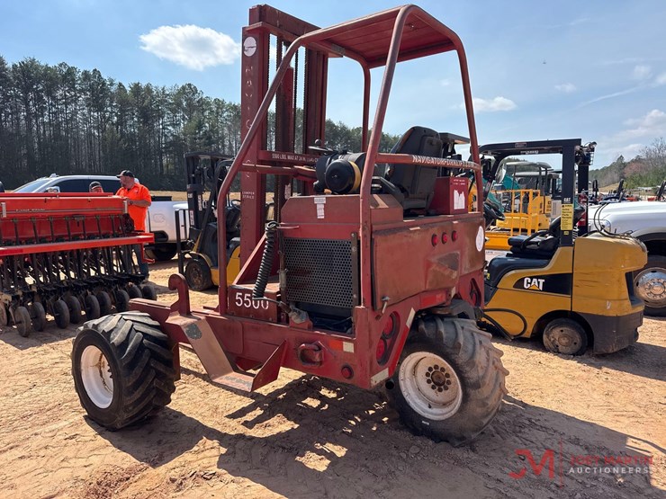 chrisman-mfg-rt5500-truck-mount-forklift-image-3