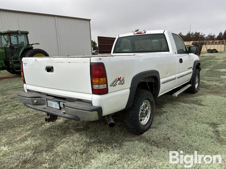 2001-gmc-sierra-2500-image-5
