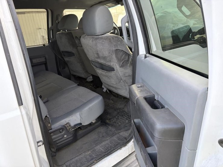 2012-ford-f250-image-13